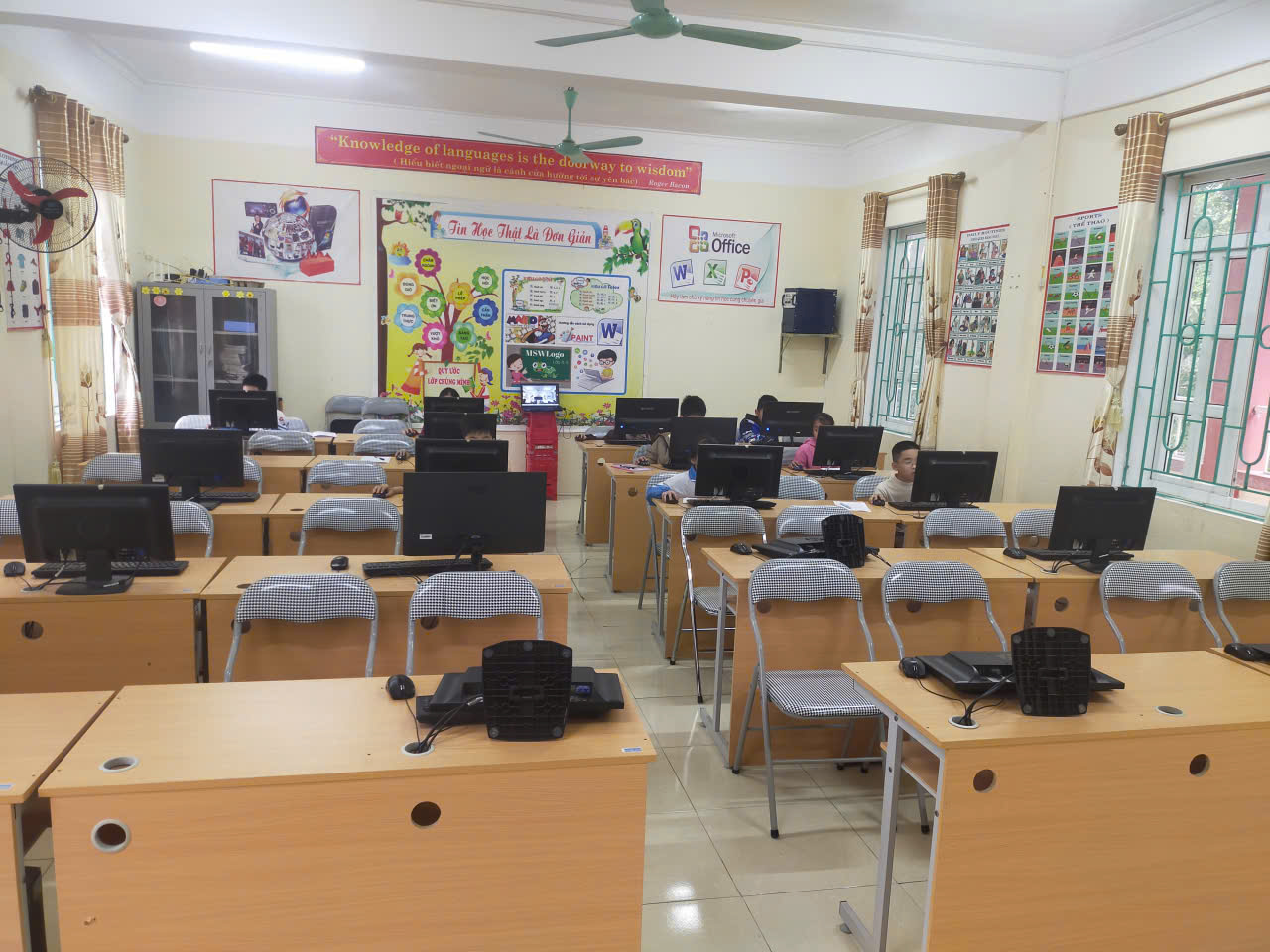 Z7431862167547 819c3ed7993fed48cd9a99f3a597d961