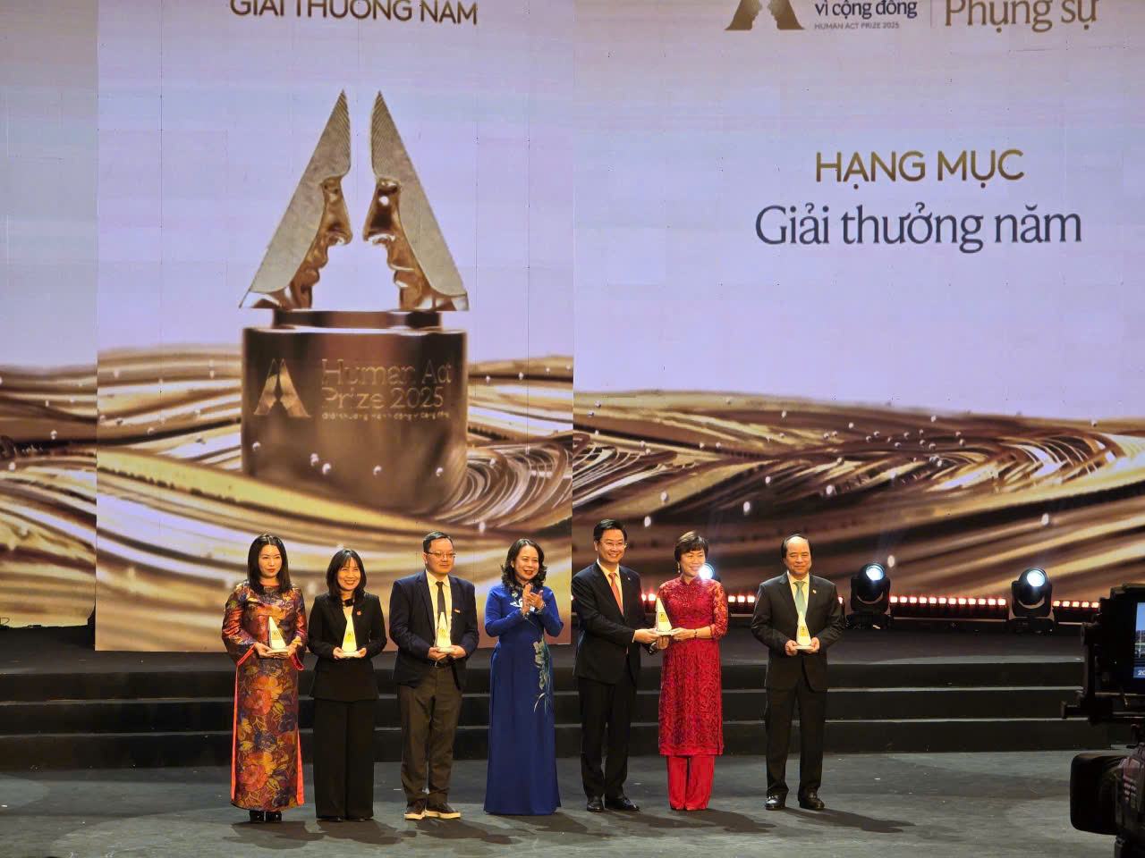 Z7334969396244 Ff4957f180df3daba865a6bdaed319bd